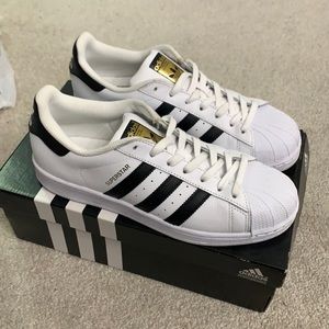 Adidas originals superstar sneakers women size 9